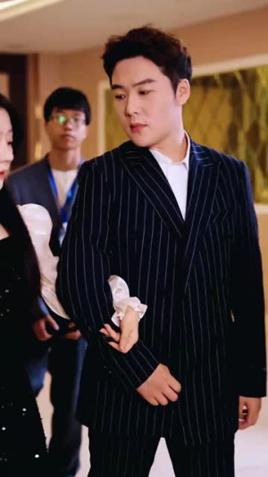 【吾皇在上小女子在下】95集短剧全集免费观看