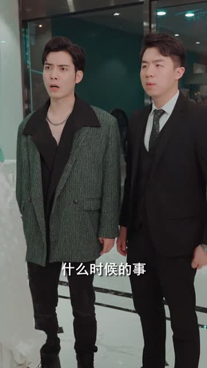 【重生归来丑妻杀回顶流】100集免费短剧在线全集瞧