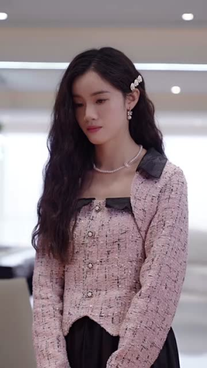 【穿成恶毒女配每天被男主惦记】100集短剧免费全集欢看