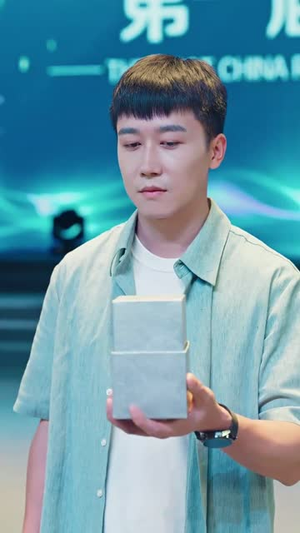 【弃考后，我颠覆全球科学界】70集热门短剧免费线上观看