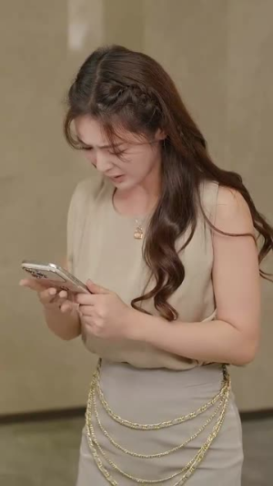 【女扮男装后我掰弯了闪婚总裁】80集免费短剧在线赏看