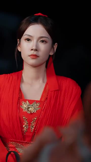 【凤归巢踏尽千里花红】81集在线短剧全集免费观