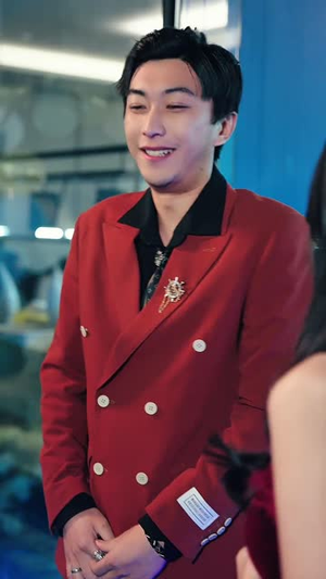 【被偷听心声全城美女爱上我】82集免费短剧全集观瞧