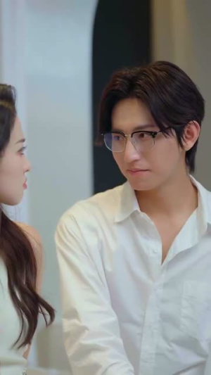 【穿剧中我替窝囊女主战翻全场】30集短剧免费在线全集观映