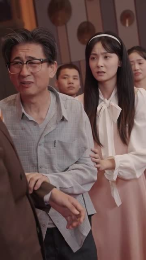 【功成名就后，我回乡光耀师门】32集短剧免费全集直看