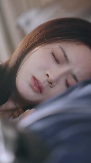 【年上大叔霸宠小保姆】93集短剧完整版在线赏