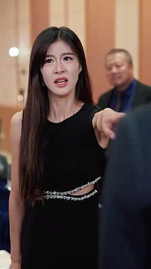 【美女饶命】74集短剧完整版免费赏