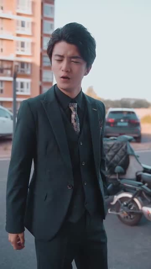 我的超级秘法相机有预知功能(70集) 我的超级秘法相机有预知功能(70集)短剧也太好看了