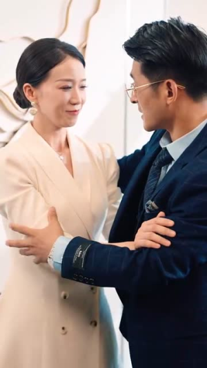 【我的教师父亲竟是大佬】47集短剧免费全集观映