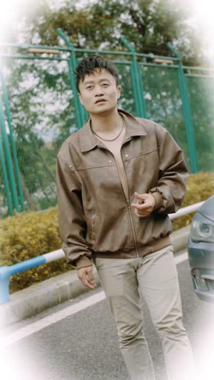 【假扮货车司机我遇上了此生挚爱】20集短剧在线播放免费看