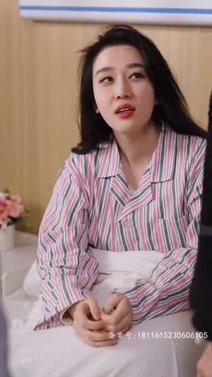 【爱不单行（离婚冷她三年后，霍总膝盖跪穿了）】30集短剧免费全集任意看