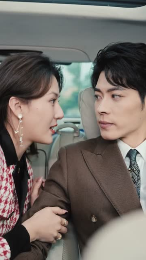 【黑料女配霸榜热搜】（长篇）120集短剧在线免费畅看