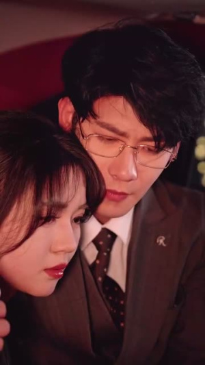 【亲吻南枝】123集高清短剧在线畅看