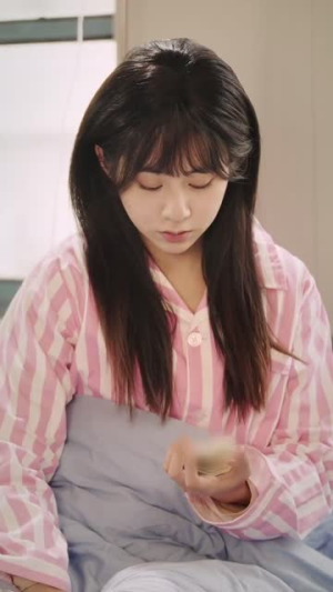 【穿成炮灰原配，我惊艳家属院】95集短剧在线免费全集观享