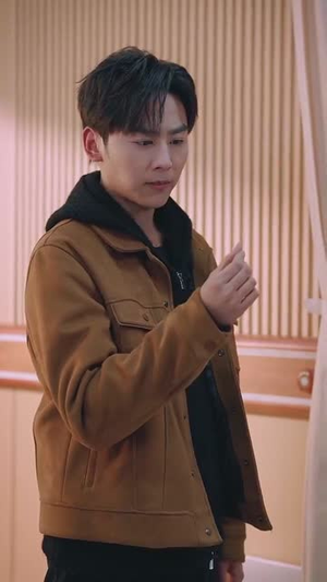 【霸道医仙：从扯下女神玉佩开始】82集短剧免费高清在线看