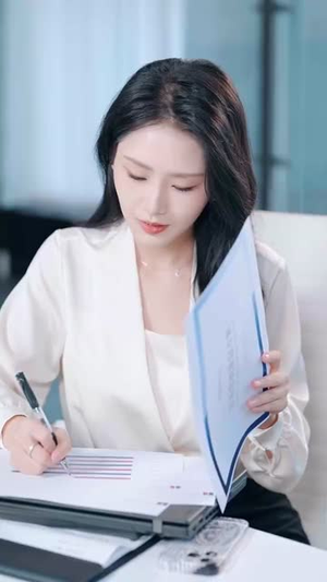 【重生后大战伪人实习生】60集短剧在线免费览