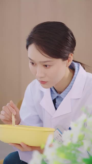 【急诊室外的那个电话】40集在线短剧免费全集阅