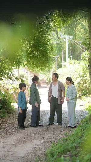 【灾荒年代全家靠我心声逆袭】81集短剧免费在线完整观看