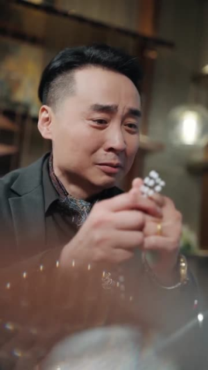 【万里高空遇见你】100集短剧免费高清在线看