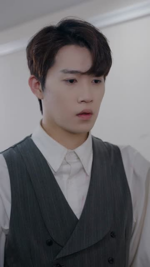 重回十年前,前妻选择初恋后完蛋了(54集) 重回十年前,前妻选择初恋后完蛋了(54集)最火短剧热播