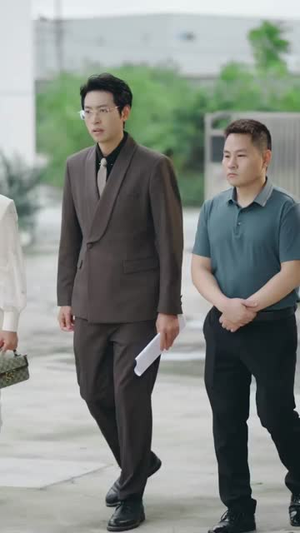 萌宝来袭,爹地让我当团宠(80集) 萌宝来袭,爹地让我当团宠(80集)真的太精彩了