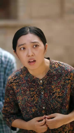 穿到饥荒年,我靠绑定挨骂系统顿顿吃肉(80集) 穿到饥荒年,我靠绑定挨骂系统顿顿吃肉(80集)精彩不断免费看