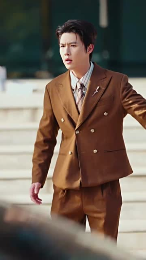 【看飞絮吹乱烟雨】60集热门短剧在线免费播看