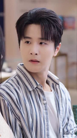 【拒绝高冷女神后，绑定被骗成真系统】70集短剧全集免费赏看